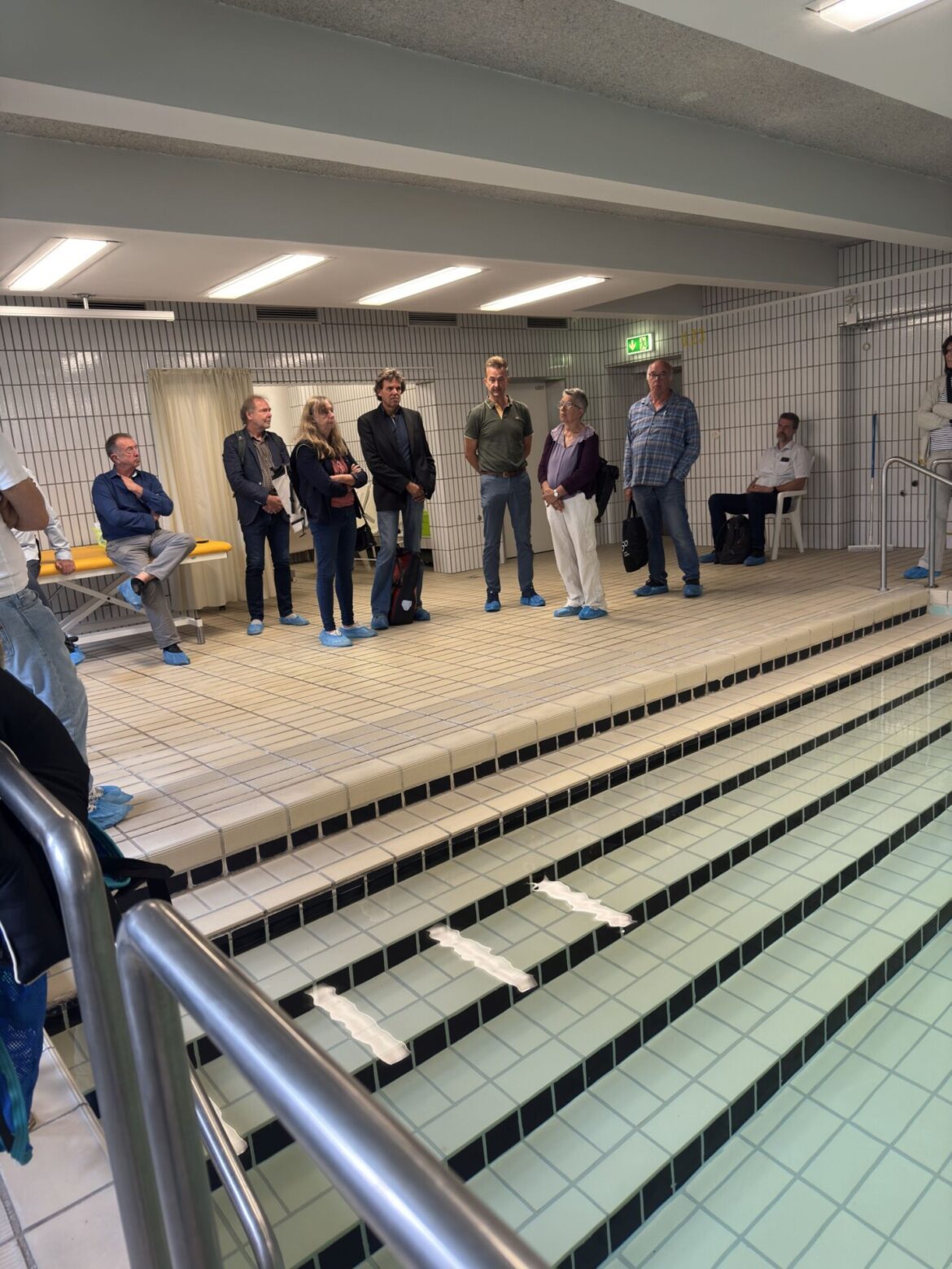 Schwimmbecken erhalten