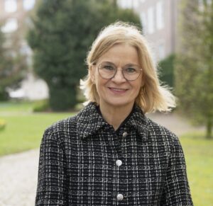 Dr. Eva-Maria Hubbert